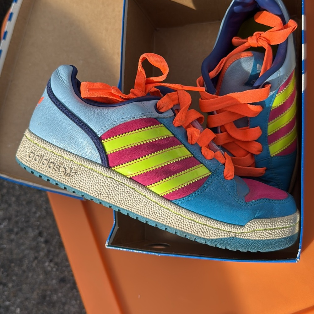 *Almost Like New* Vintage 2000s Adidas Game Lo Sneaker turquoise / slime / bloom